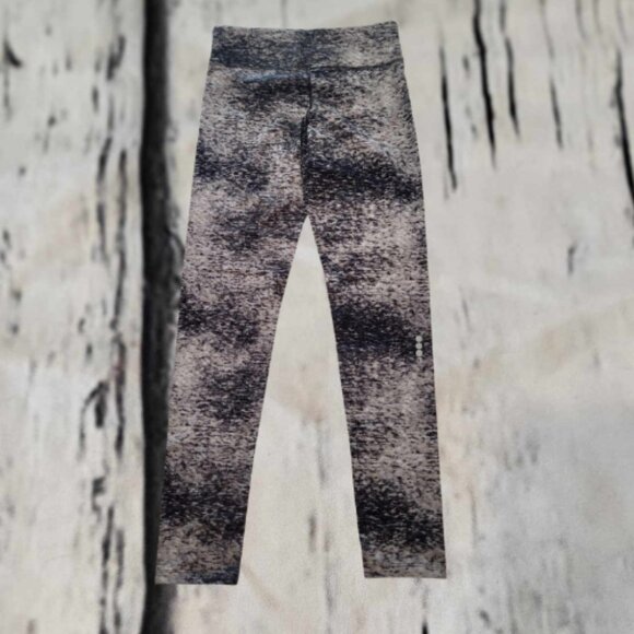 New Bench. Neutral Gray Leggings Size L - Picture 4 of 7